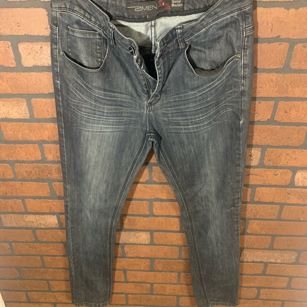 Men’s  forever 21 jeans size 32x32 dark blue